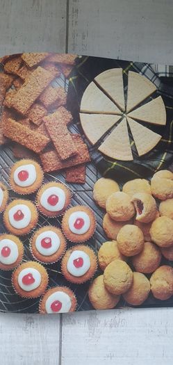 Vintage Cookbook : The St Michael All Colour Freezer Cookery Book Madeline Fraser 1976