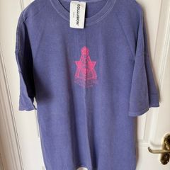 Urban outfitters t shirt