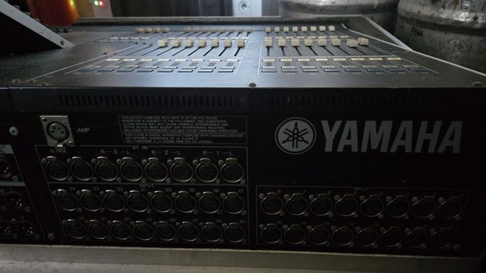 Yamaha M7CL-48 Mixer