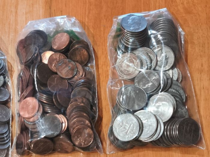 Bulk US Coins 2.9KG Mixed Lot of over 750 Coins Circulated