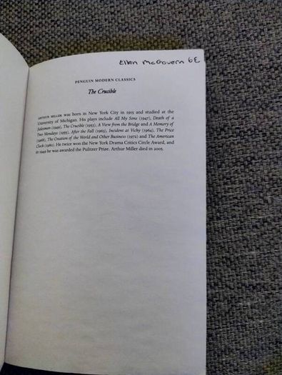 Arthur Miller The Crucible Penguin Classics in good condition with some signs of wear on the cover see photos FREE STANDARD POSTAGE INCLUDED