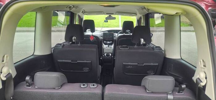 2018 Nissan Serena