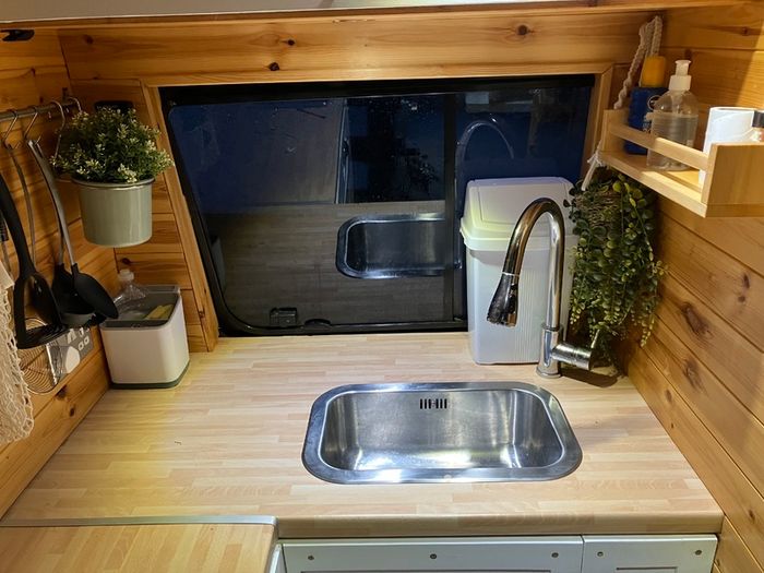 08 Mercedes Sprinter Camper
