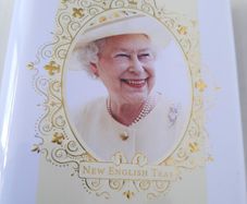 New in unopened box collectable Queen Elizabeth tea bags