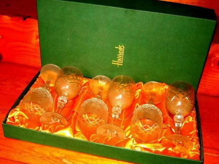 Vintage Harrods Cut Crystal Wine Glasses Set of 6 (Brand New / Unused)