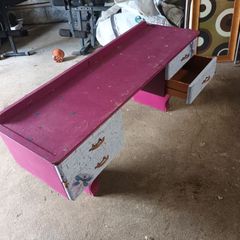 dressing table