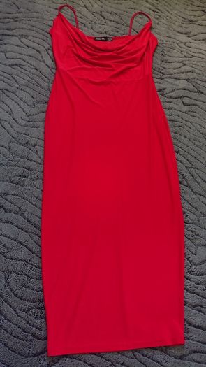 E40 SALE!!!  Red boohoo Dress. Size 10