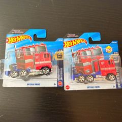 hot wheels Optimus Prime x2