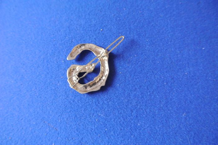 The Letter 'G' Clip On For Hair