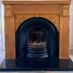 fireplace hearth and surround