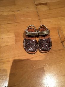 Crecendo Sandals size EU-20, UK-4