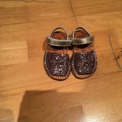 Crecendo Sandals size EU-20, UK-4