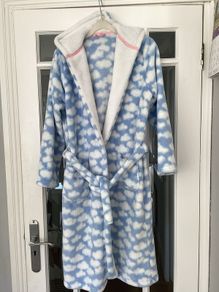 Girls M&S Dressing gown. Size age 13-14