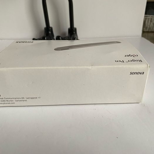 Phonak Roger Pen 1.1 Wireless Listening Device  with Dock, Charger & Cables