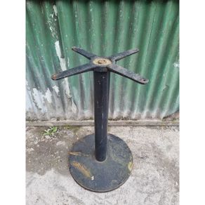 Table Base  Cast Iron  Style 4 KAS176