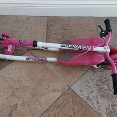 Sporter 3-Wheel Swing Flicker Scooter Pink & White