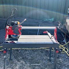 Professional Paving & Tiling Tools