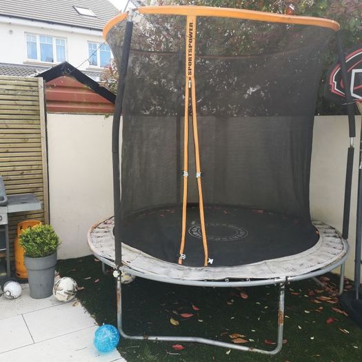 Trampoline