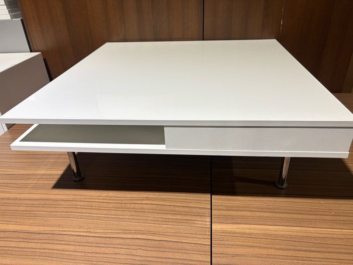 reception desk ideal for waiting area