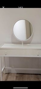 dressing table