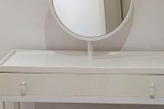 dressing table