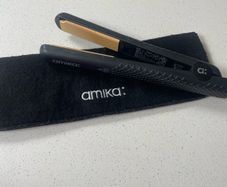 amika hair straightner