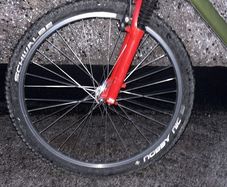 Long tail cargo bicycle