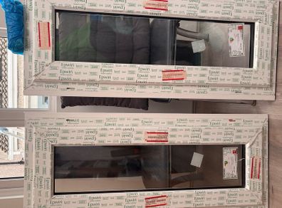 2 x Windows