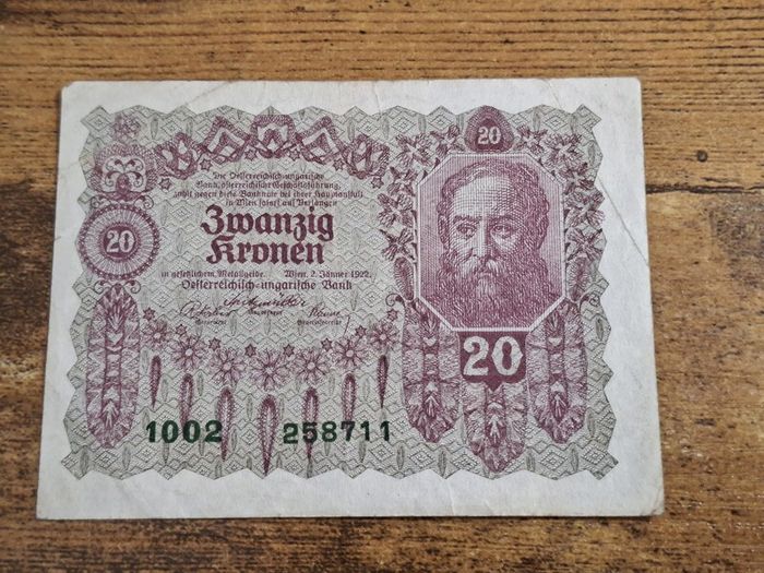 Austria-Hungary, 20 Kronen banknote, 2 January 1922, circulated - free standard postage