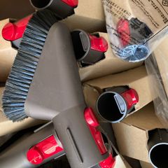 Dyson quick-release mini soft dusting brush