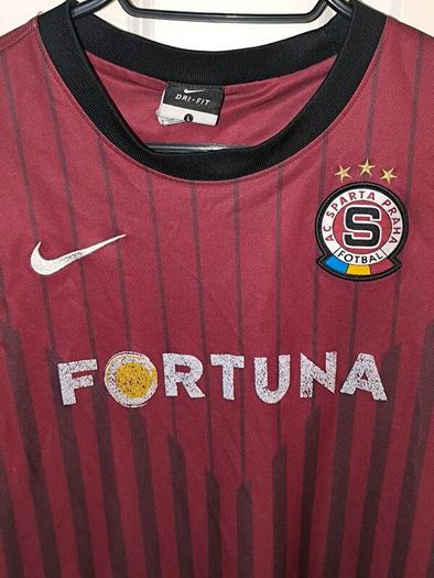 kids Sparta Praha jersey size boys large