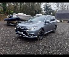 Mitsubishi Outlander 2016