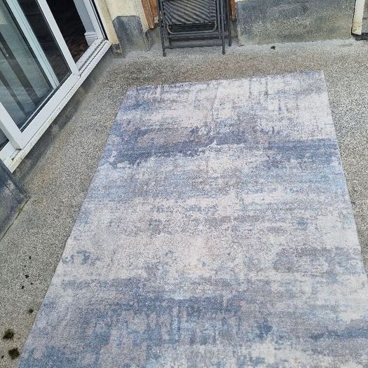 Rug