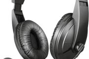Trust Quasar PC Headset with Microphone, Stereo Sound, 3.5mm Jack, Flexible Microphone, Inline Control, Over-ear Headphones for Computer, Laptop, Teams, Skype, Zoom - Black (USED)