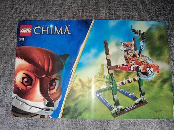 x2 Bundle - Lego Legends Of Chima Sets - 70111 & 70112 - With x2 Figures, x10 Trading Cards, x2 Power Up Speedors, Weapons, Instruction Manuel, Etc...