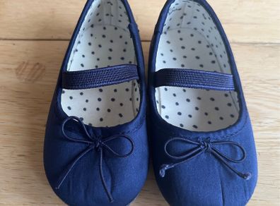 H&M Toddlers Navy satin ballet flats Sz18/UK2-3 EUC