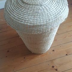 Beautiful Ali Baba laundry basket