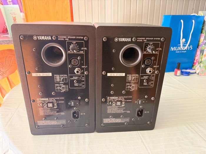 Yamaha HS5 Studio Speakers pair