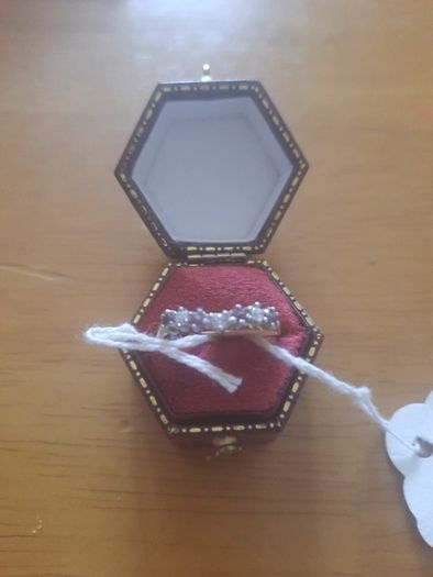 9 Carat Gold Diamond and Amythest Ring