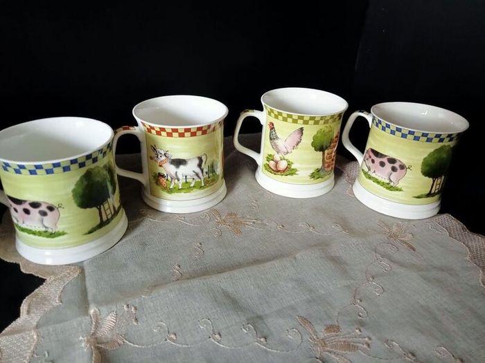 set of 4 Country Life mugs