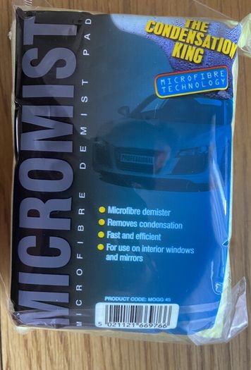 Microfibre demist pad