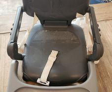 Chicco Baby mobile feeding chair