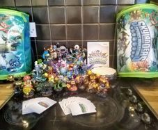 skylanders figures and game