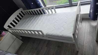toddler bed