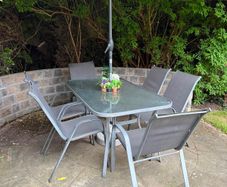 Garden Table & 6 chairs