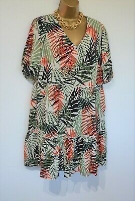 BRAND NEW Ladies Dress: Size 8 (but big sizing so would fit 10/12 too)