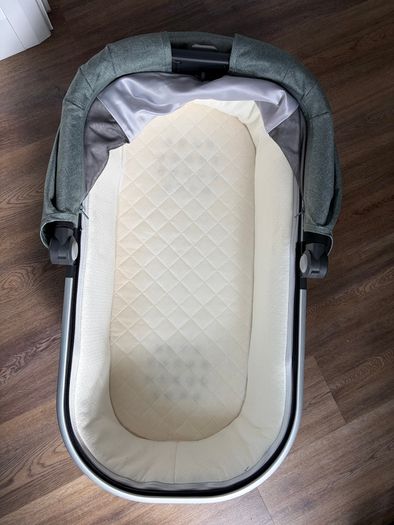 UPPAbaby Vista in Emmett plus accessories