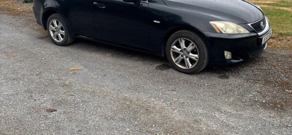 Lexus IS 220D