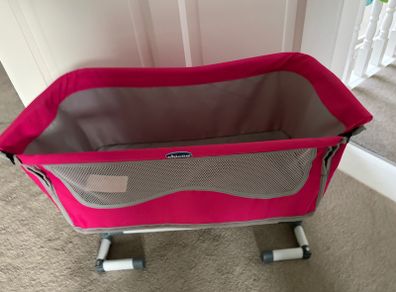 Chicco Junior Doll Crib