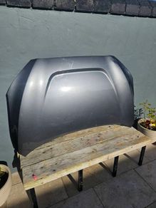 MG ev bonnet